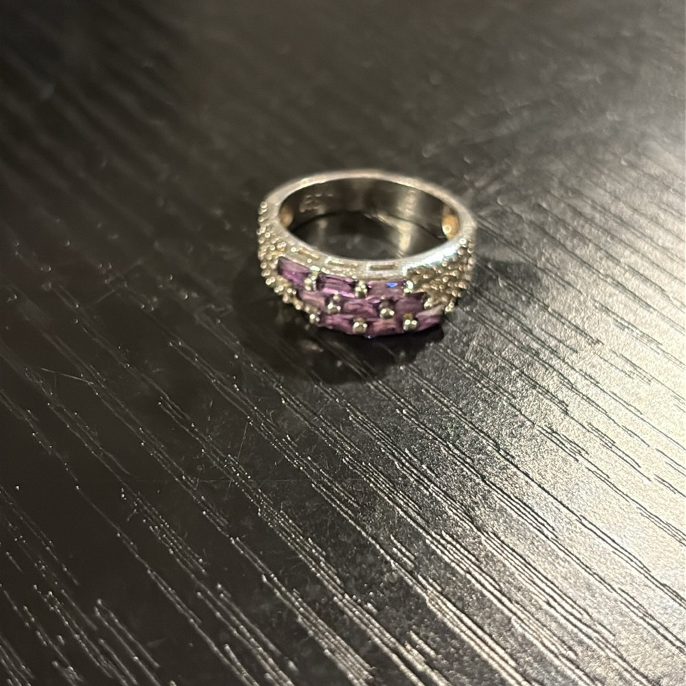 Sterling Silver ring purple stone size 8
